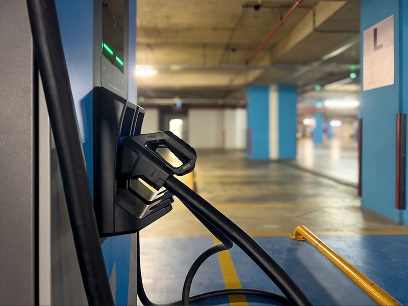 ladeinfrastruktur-parkhaus-enerando